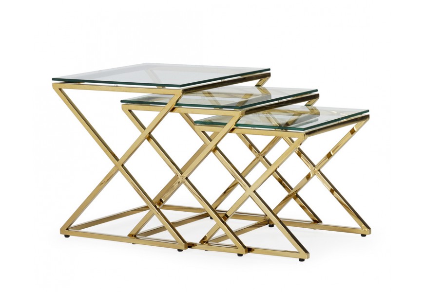 Dizajnový set troch príručných stolíkov Brilia zo skla so zlatou kovovou konštrukciou v art deco štýle
