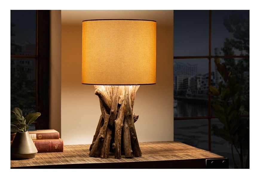 Štýlová stolná lampa Missle s podstavou z teakového dreva prírodnej hnedej farby a s béžovým tienidlom
