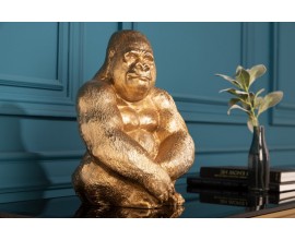 Luxusná art deco dekoračná soška gorily Wilde z kovu v zlatej farbe 43cm