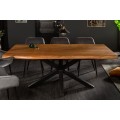 Dizajnový masívny jedálenský stôl Mammut z agátového dreva hnedej farby s čiernymi kovovými nohami