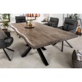 Moderný jedálenský stôl Mammut z akáciového masívneho dreva sivohnedej farby s čiernymi nohami z kovu 200cm