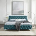 Luxusná chesterfield manželská posteľ Modern Barock v tyrkysovej farbe so striebornými nožičkami 180x200cm