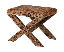 Dizajnová kožená taburetka Feisty v poťahom s leopardím vzorom hnedo-čiernej farby a s kovovým zdobením 55cm