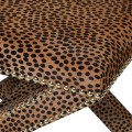 Dizajnová kožená taburetka Feisty v poťahom s leopardím vzorom hnedo-čiernej farby a s kovovým zdobením 55cm