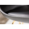 Art-deco čierna jedálenská stolička Scandinavia z eko kože s kovovými nožičkami v zlatej farbe 85cm