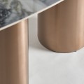 Art-deco oválny jedálenský stôl Dorfena s mramorovým vzhľadom a kovovými nohami v zlatej farbe 240cm