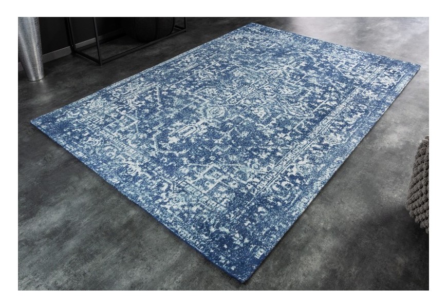 Vintage modrý koberec Mistal v tvare obdĺžnika zo ženilkovej bavlny a s bielym nepravidelným vzorom