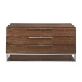 Obohaťte Váš inteirér o moderný nábytok v podobe drevenej komody Vita Naturale z dyhovaného dreva