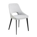 Dizajnová jedálenská stolička Vita Naturale so sivým textilným čalúnením a matnými čiernymi nožičkami z ocele