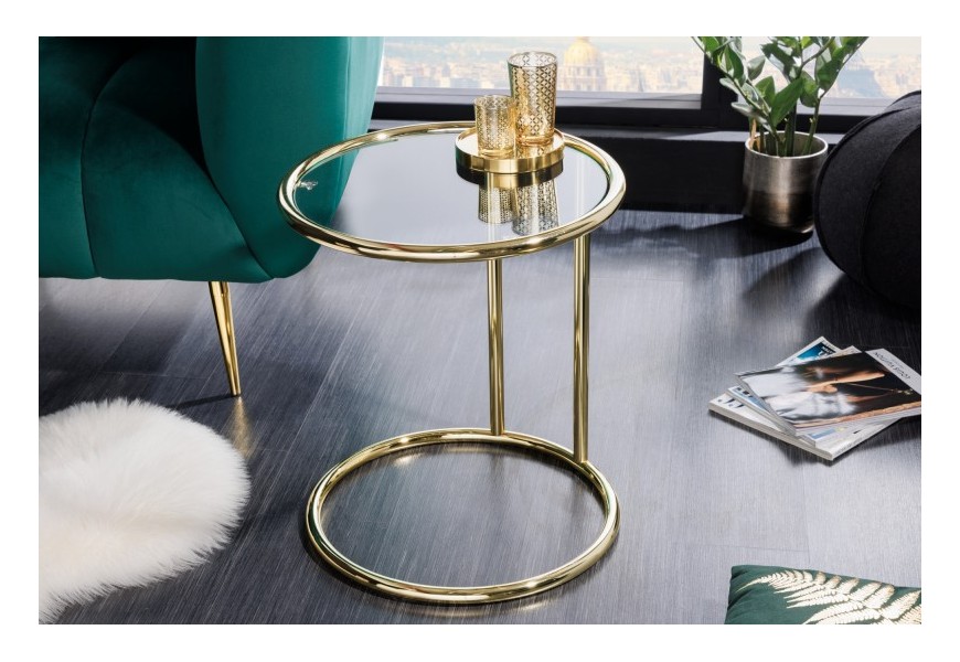 Art deco príručný stolík Gabriell v kovovom zlatom vyhotovení okrúhleho tvaru so sklenenou doskou 55cm