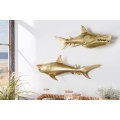 Dizajnová zlatá nástenná dekorácia žralok Perry dvoch sošiek žralokov z kovu