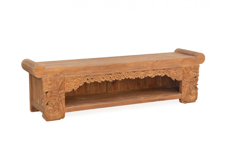 Rustikálna drevená lavica Merida hnedej farby s ornamentálnym vyrezávaným zdobením