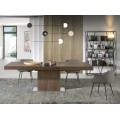 Moderný nábytok a taliansky dizajn - Luxusná jedáleň zatiadená kolekciou Vita Naturale s industriálnym nádychom
