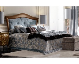 Luxusná klasická manželská posteľ Benin s masívnym rámom a čalúneným čelom 180x200cm