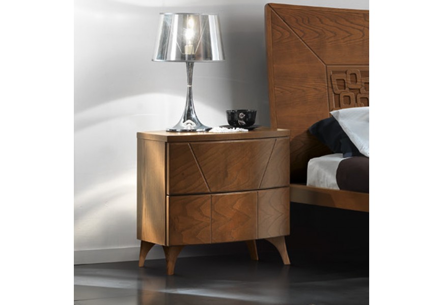 Masívny nočný stolík Varietty v modernom talianskom štýle s dvomi zásuvkami na nožičkách 55cm