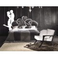 Exkluzívna manželská posteľ Alegro so strieborným ozdobným čelom a koženým čalúnením