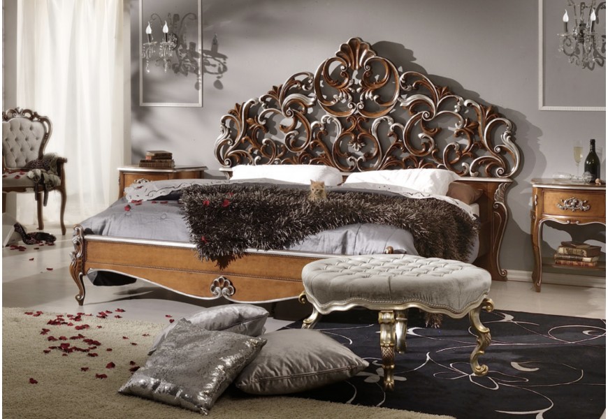 Exkluzívna rustikálna manželská posteľ Belladonna s vyrezávaným ozdobným čelom a ornamentálnym zdobením