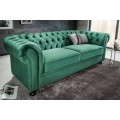 Dizajnová chesterfield trojsedačka Milenna so smaragdovozeleným čalúnením zo zamatu a s čiernymi masívnymi nožičkami 190cm