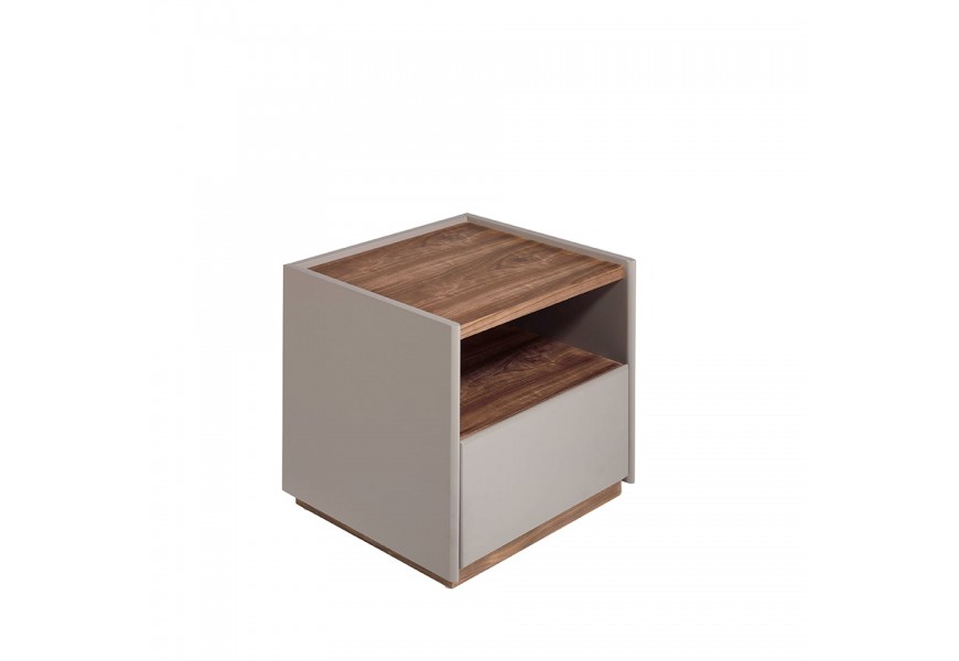 Moderný elegantný nočný stolík Forma Moderna s béžovým povrchom jednou zásuvkou a vrchnou doskou z orechového dreva