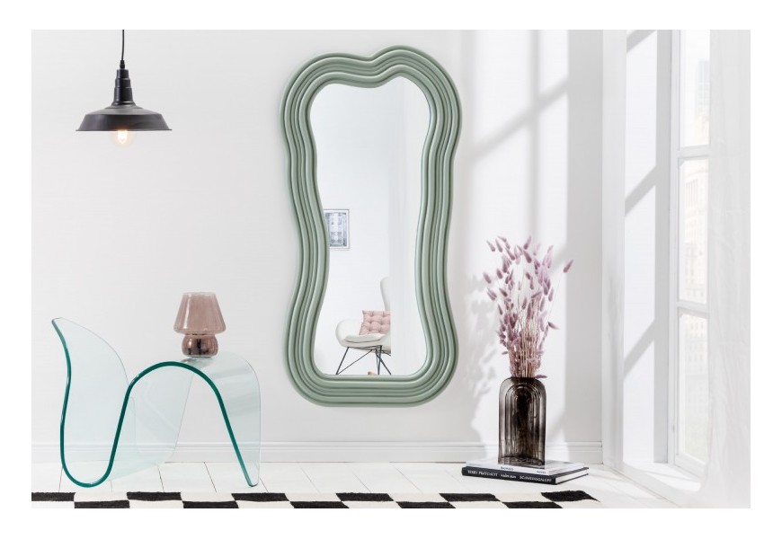 Asymetrické dizajnové art deco zrkadlo Swan s polyuretánovým rámom v pastelovej zelenej farbe s kaskádovým efektom 100cm
