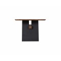 Jedálenský stôl Comedor v tvare obdĺžnika v industriálnom štýle v svetlo hnedej farbe na čiernych nohách z dubového dreva