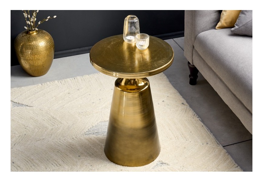 Art deco okrúhly príručný stolík Nalia zlatej farby s konštrukciou z kovu 40cm