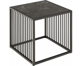 Industriálny dizajnový príručný stolík Industria Marbleux s čiernou kovovou konštrukciou a mramorovou doskou 40cm