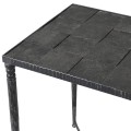 Dizajnový príručný stolík Feyre s kamennou vrchnou doskou a ozdobnými kovovými nohami čiernej farby 70cm