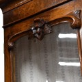 Luxusná klasická rohová vitrína Adalia z masívneho dreva so sklenenými dvierkami 206cm