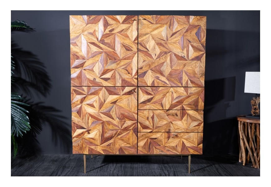 Masívna art deco skrinka Sovoy v prírodnom hnedom prevedení so zlatými kovovými nožičkami