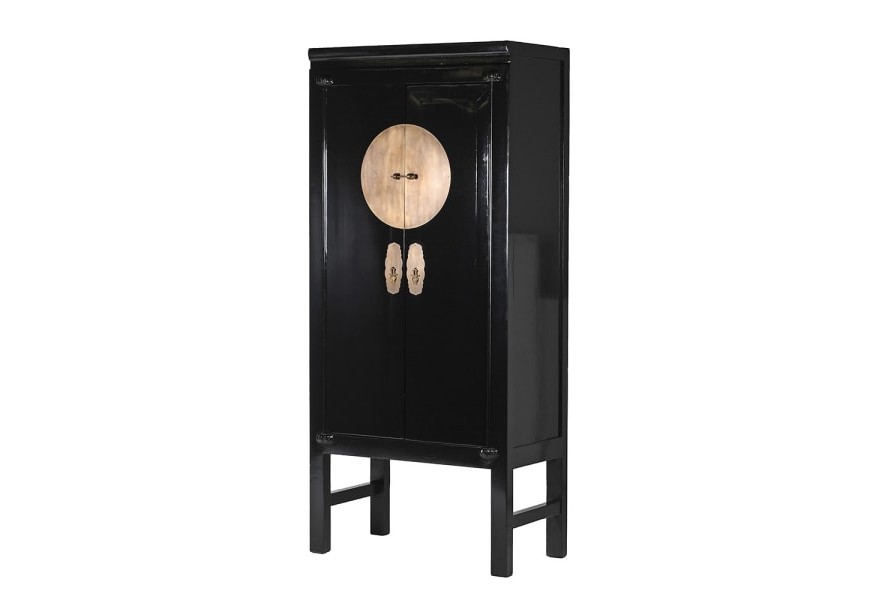 Masívna čierna skriňa Kolorida vo vintage štýle s poličkami a dvierkami so zlatým kovovým zdobením