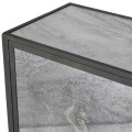 Dizajnová skrinka Classico z masívneho dreva a sklenenými dvierkami s dekoratívnym vzorom sivej farby 123cm