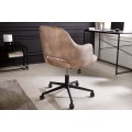 Moderná dizajnová kancelárska stolička Pedro otočná na kolieskach so zamatovým čalúnením s prešívaním svetlá béžová 82 cm