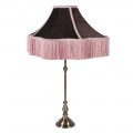 Luxusná vintage lampa Gasell s tienidlom v granátovej červenej farbe a pastelovými ružovými strapcami s kovovou podstavou v bronzovej farbe
