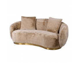 Elegantná štýlová sedačka Venti so svetlohnedým kožušinovým poťahom a zlatou podstavou