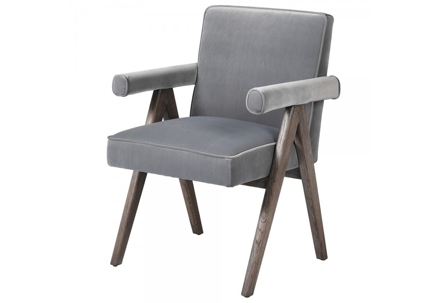 Dizajnové kreslo Niervana vo vintage štýle so sivým zamatovým čalúnením a drevenými hnedými nožičkami