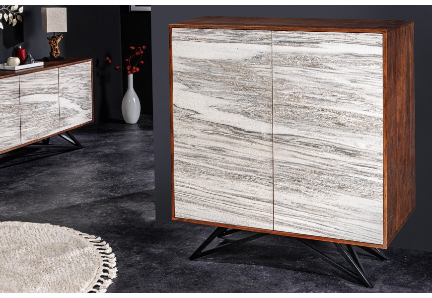 Moderný príborník Elentia v art deco štýle z akáciového masívu s dizajnom mramoru 120 cm 