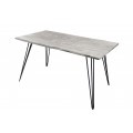 Masívny obdĺžnikový jedálenský stôl Moonlight s doskou z akáciového dreva s čiernymi matnými kovovými nožičkami svetlá sivá