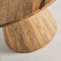Luxusný moderný jedálenský stôl Malen v okrúhlom tvare z masívneho dreva s podstavou v tvare zrezaného kužeľa v hnedej farbe vo vidieckom štýle