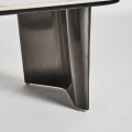 Luxusný moderný asymetrický konferenčný stolík Niebla s mramorovou doskou a zvlnenými nohami sivá 129 cm