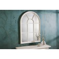 Vintage provensálske biele nástenné zrkadlo Castillo v tvare poloblúkového tabuľového okna so zámerne zošúchaným efektom bielej farby