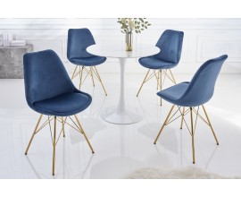 Dizajnová stolička Scandinavia so zlatými kovovými nožičkami a modrým poťahom 86cm