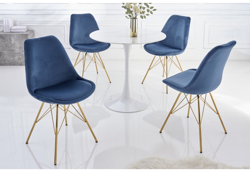 Dizajnová stolička Scandinavia so zlatými kovovými nožičkami a modrým poťahom 86cm