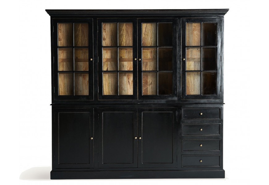 Luxusná vintage vitrína Zena Noir v čiernej farbe s interiérom v prírodnej svetlej hnedej so štyrmi presklenými dvierkami s tabuľovým dizajnom vo vrchnej časti a dvomi skrinkami a štyrmi zásuvkami v spodnej časti
