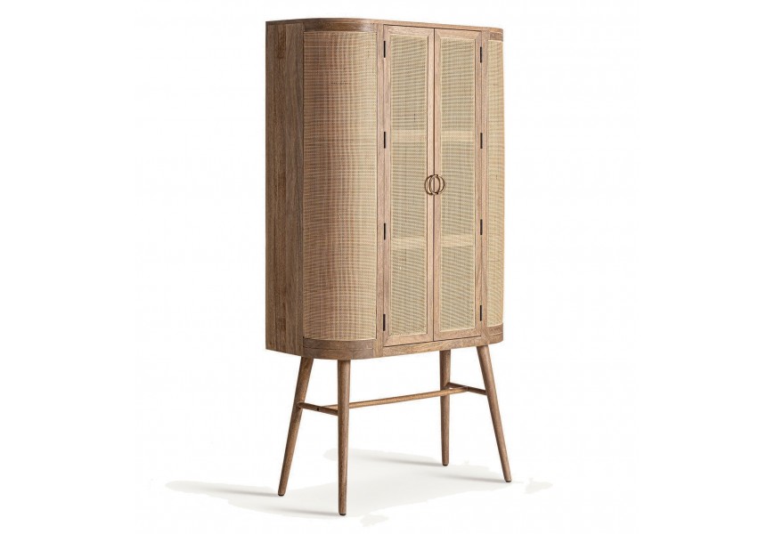 Luxusná retro skriňa Vimbio v prírodnej svetlej hnedej farbe s dvojitými dvierkami s prúteným výpletom so zaoblenou prednou stranou na zošikmených tenkých nožičkách