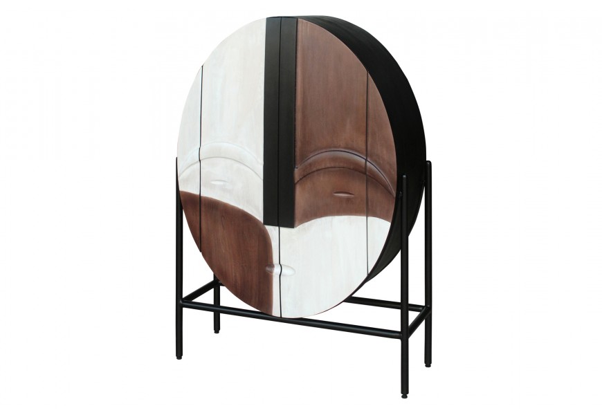 Luxusná etno barová skrinka Nandipha oválneho tvaru s dizajnom tváre v hnedej a bielej farbe 120 cm