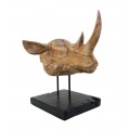 Dizajnová etno hnedá dekorácia Rhino v podobe hlavy nosorožca z masívneho teakového dreva s čiernym podstavcom