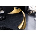 Dizajnový glamour príručný stolík Klimt zlatej farby v tvare chvosta veľryby z kovu 65 cm