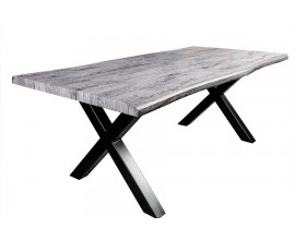 Dizajnový industriálny jedálenský stôl Wild s dizajnom masívneho dubové dreva v sivej farbe s čiernymi kovovými prekríženými nožičkami