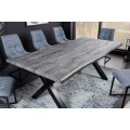Štýlový industriálny jedálenský stôl Wild so sivou dubovou doskou a prekríženými kovovými čiernymi nožičkami 200 cm